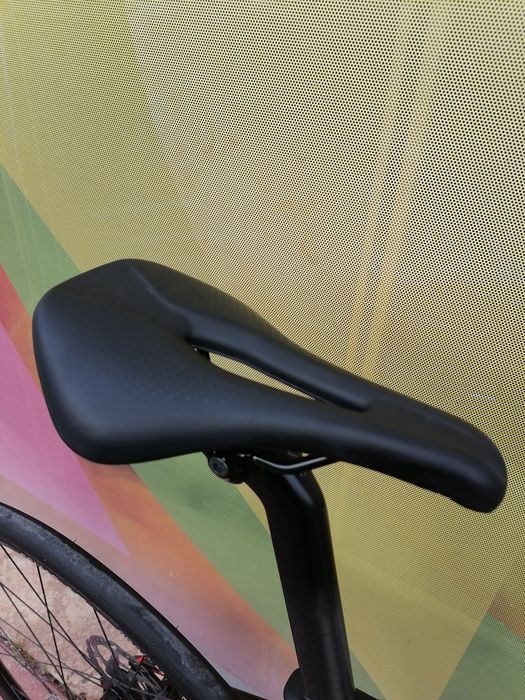Карбонов Шосеен Specialized Roubaix Sport*DT SWISS*2x11 Shimano 105*56