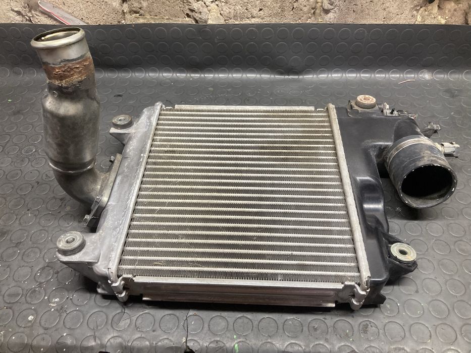 Интеркулер за тойота ланд крузер J120/toyota land cruiser J120 03-08г