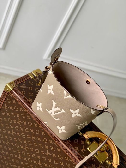 Geanta Louis Vuitton All in BB