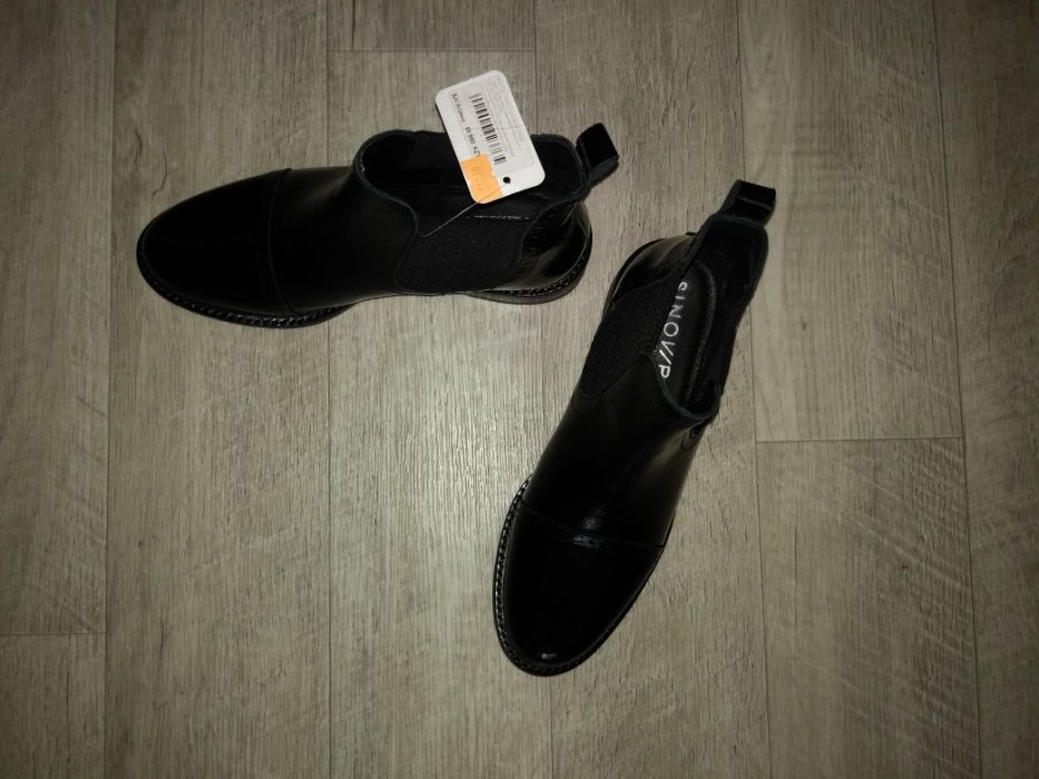 продам новые ботинки, размер 37