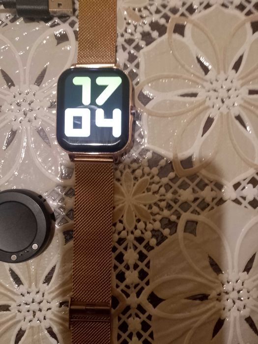 Продавам смарт часовник PROFIT