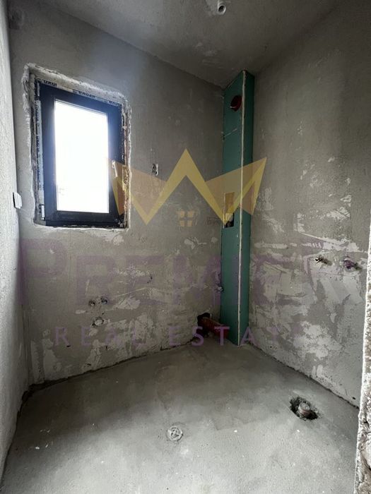 Продава се Четиристаен апартамент в Варна, Виница - 135 кв.м за 1058 €/кв.м - Снимка #5