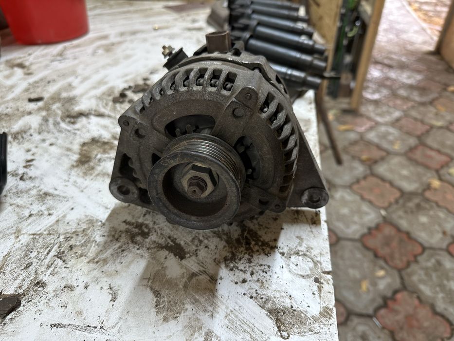 Гениратор Toyota