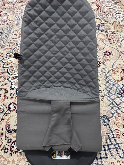 Шезлонг детский серый