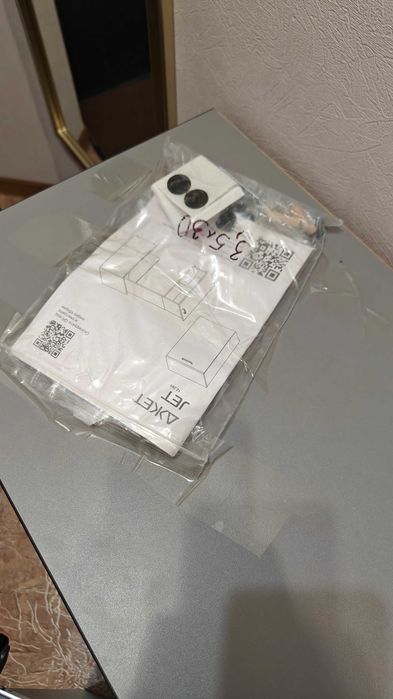 Стол трансформер с полочками