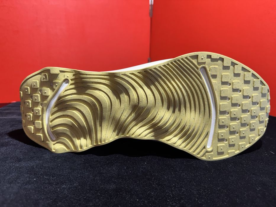 № 49.5 оригинални Nike Motiva Shoemag