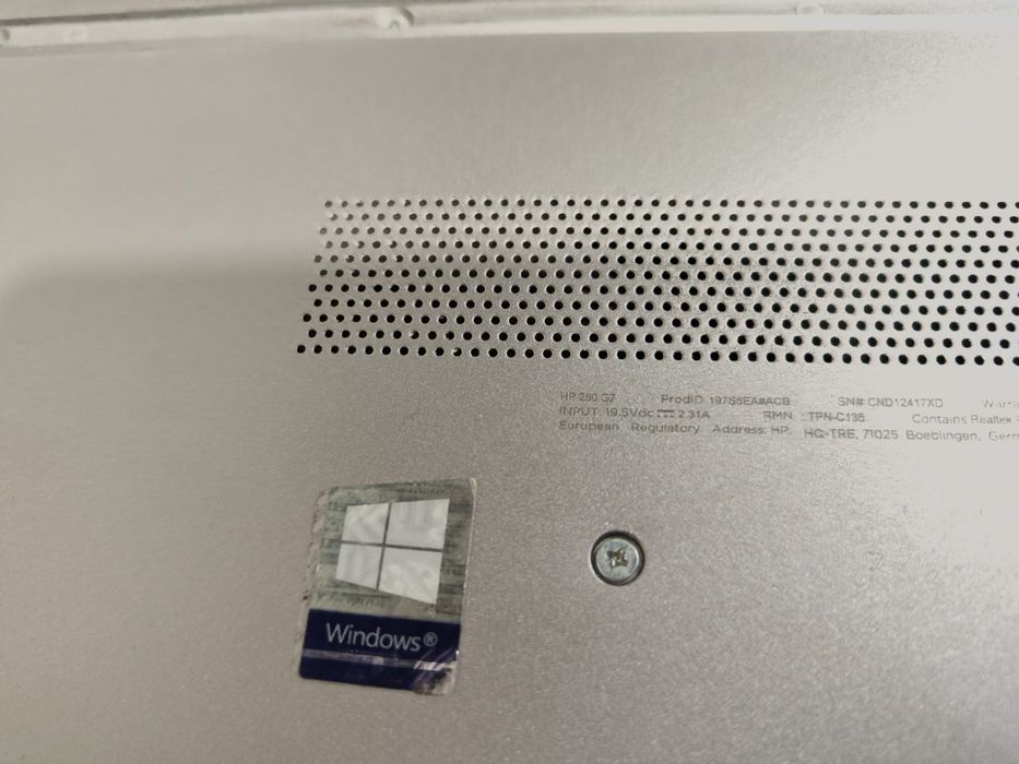 Продам ноутбук hp core  i3 сумка мышка