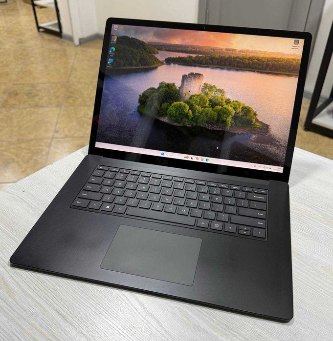 Surface Laptop 4 Black 15” 2,5K IPS I7-1185G7 сенсор 16GB/256GB NVMe