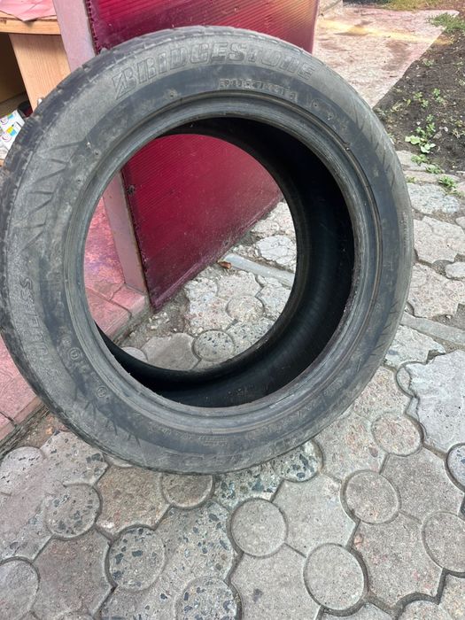 Продам всесезонную резину
