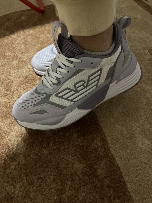 маратонки Armani