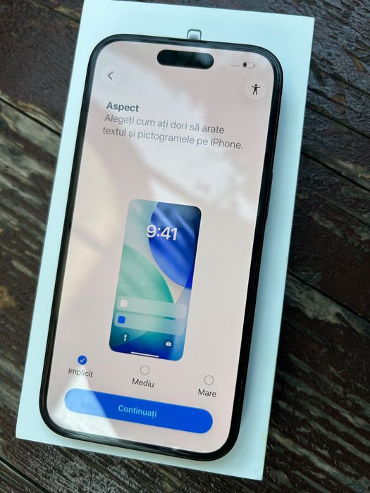 Vând iPhone 15 -stare foarte bună