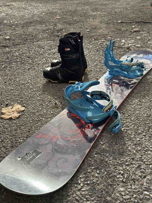 Сноуборд сет/ дъска, автомати и обувки/ Snowboard