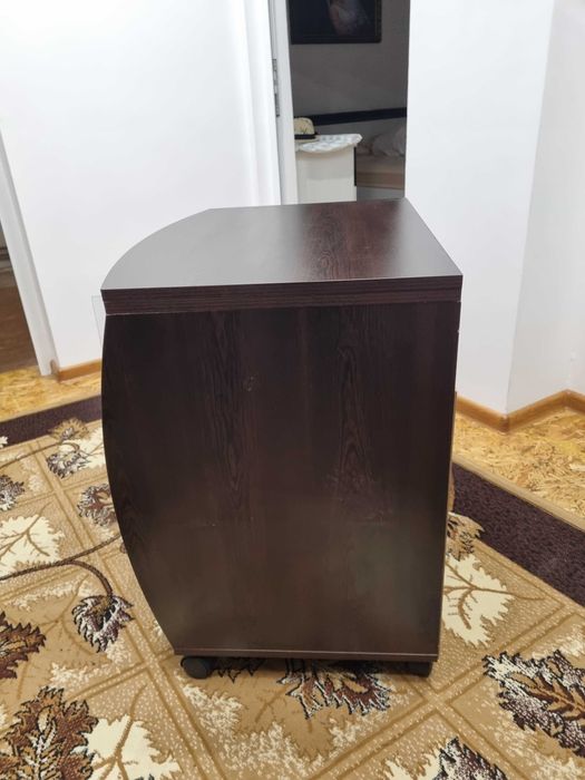 Шкаф за телевизор