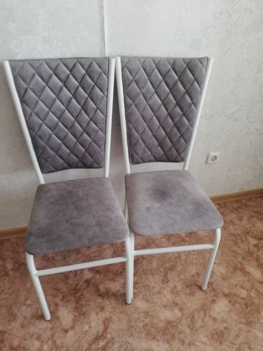 Срочно Продам стулья и пылесос