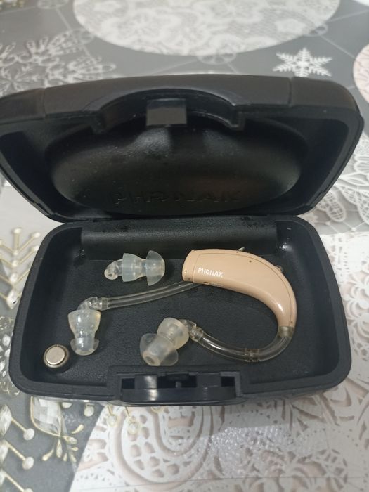 Продаю слуховой аппарат PHONAK.
Аппарат б.у., работает отлично, цифров