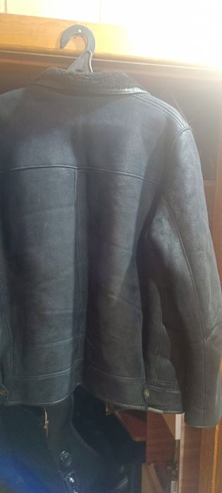 Продам зимнюю дубленку