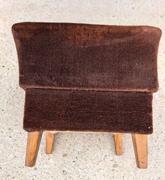 продавам 3 стабилни табуретки