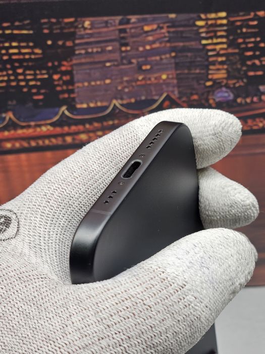 Ново! Iphone 16 128 GB