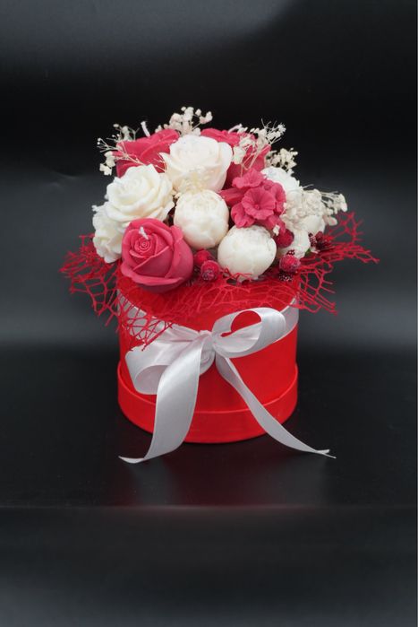 Buchete flori din ceară parfumată