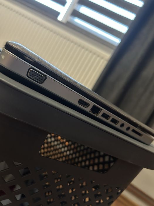 Laptop hp g62 cu procesor i3