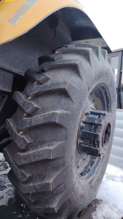 Трактор 2016 года