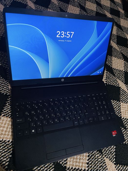 Hp noutbuk holati ideal kam ishlagan