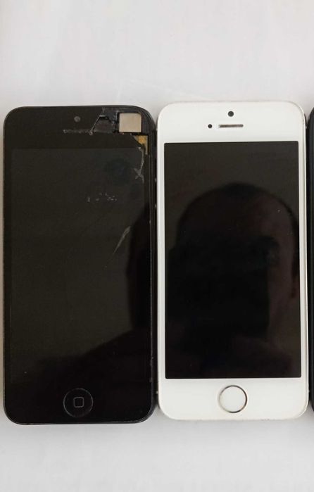 iPhone 5/5s на запчасти или под восстановление
