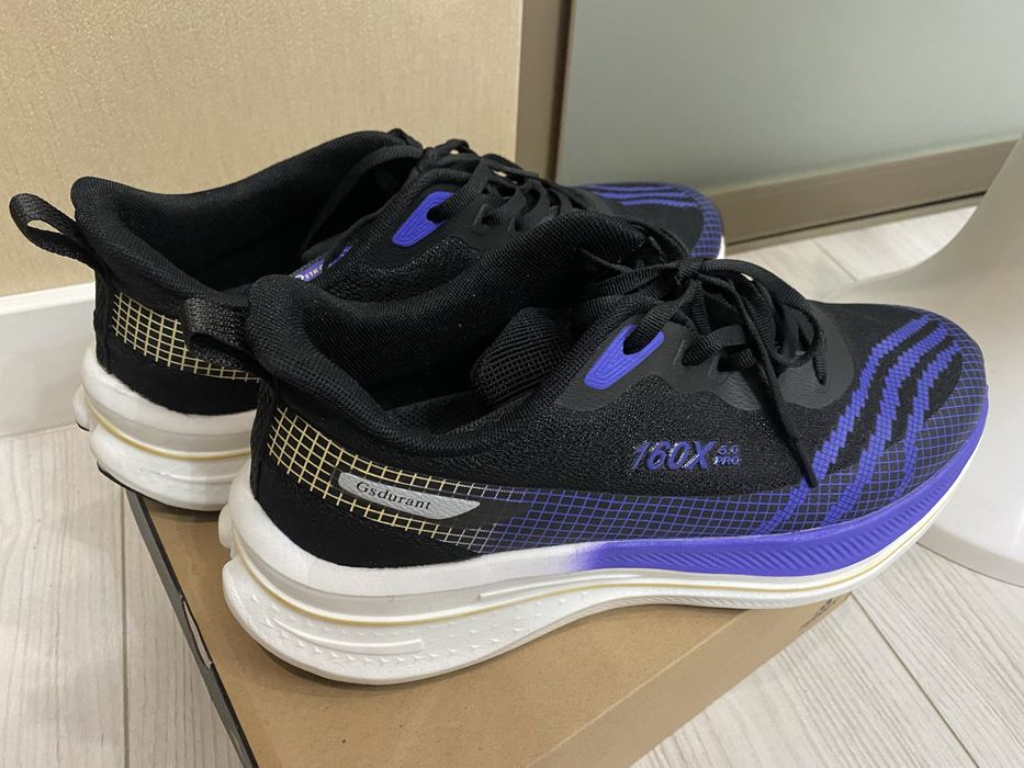 Продам кросовки мужские