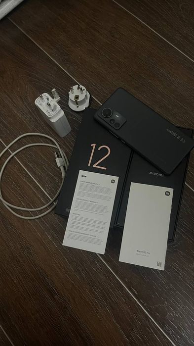 Продам Xiaomi 12 pro