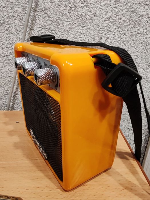 Продам комбоусилитель