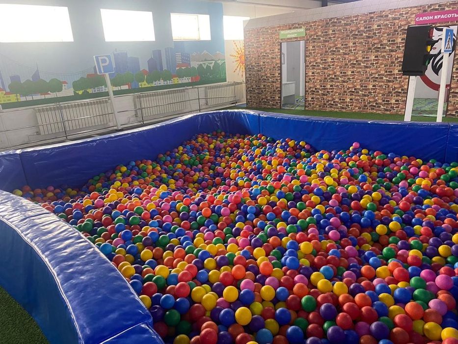 Продам детскую игровую площадку