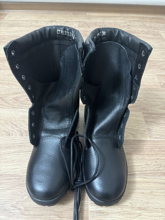 Продам летний берцы новый