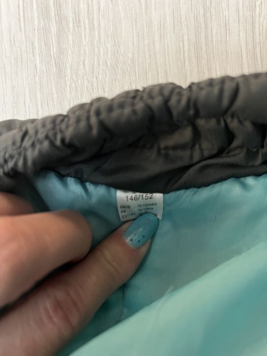 Vesta fete 10-12 ani