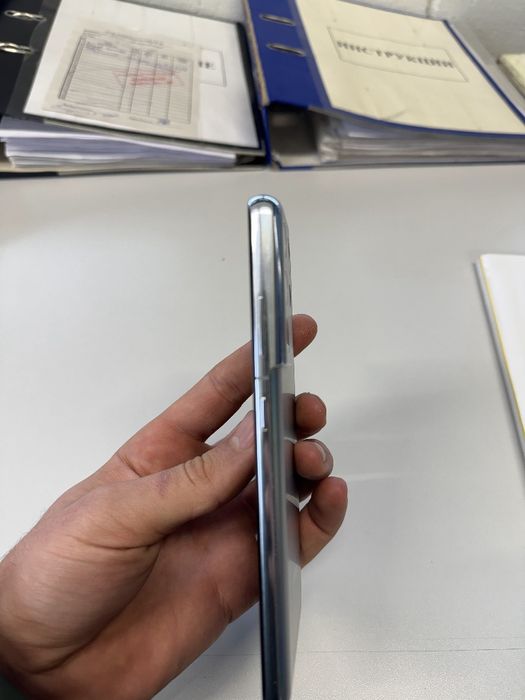 Samsung S21 ultira holati idiyal kareyadan kelgan 2 yil bo‘ldi