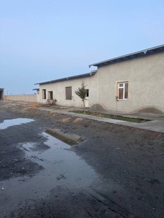 Yer sotiladi hamma hujjatlari joyida