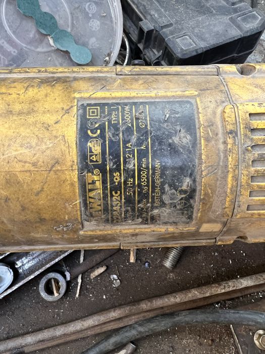 болгарки Dewalt 230