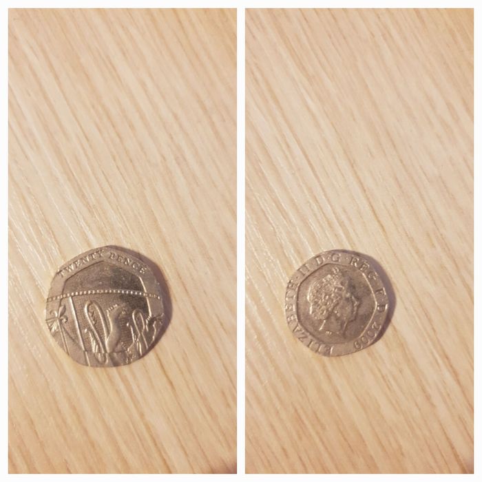 Монета Елизабет втора