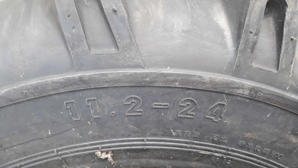 11,2-24 б/к Petlas на мини трактор