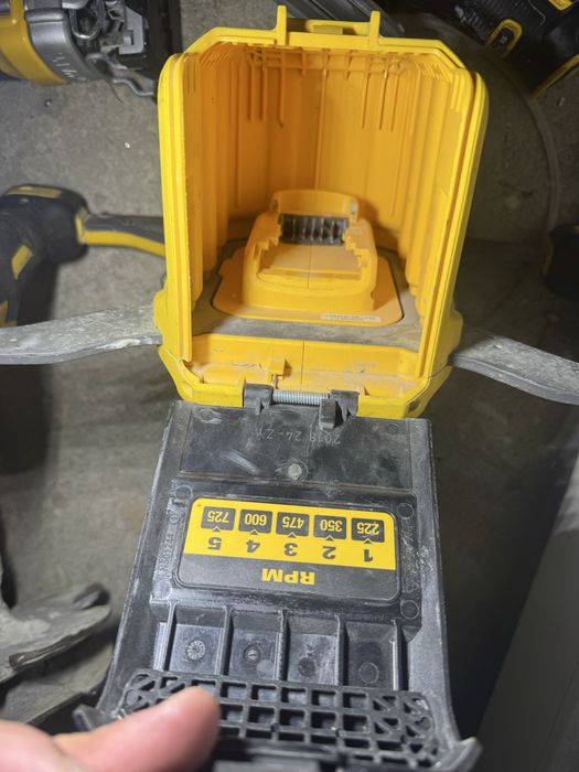 Scule dewalt , malaxor , pendular , postol aer cald