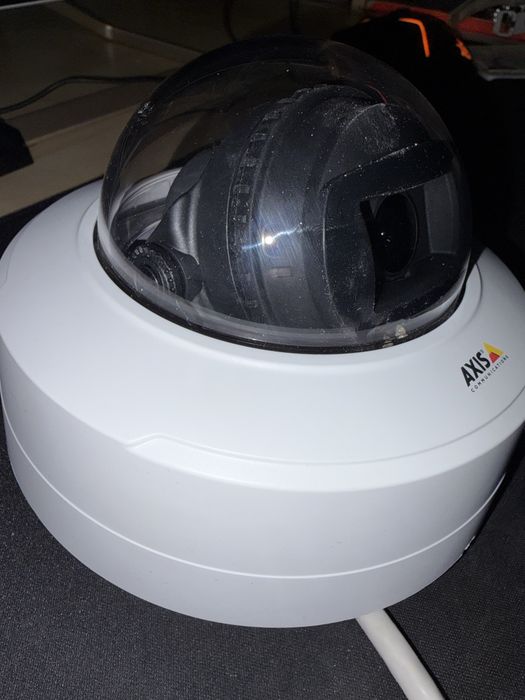 Cameră supraveghere IP Axis P3265-LV Full HD PoE IR
