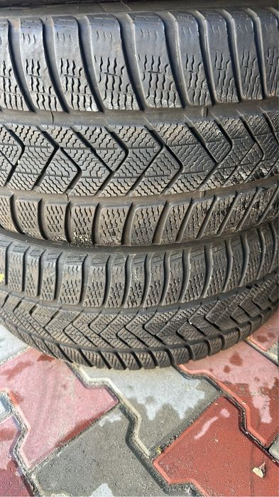 Set 2 anvelope de iarna 275/40/21 Michelin