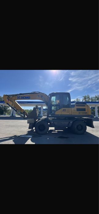 Колесный эксковатор XGMC-150   Ковш 0.7M3