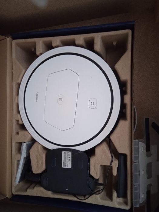 Продам робот- пылесос