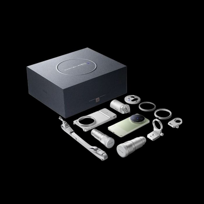 В наличии Vivo X300 Ultra Black Photographer Edition! New!