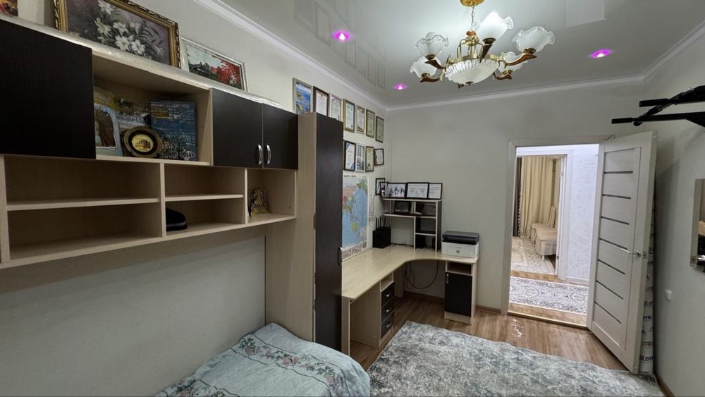 Продается детский   гарнитур   хорошем  состоянии. Цена   договорная.