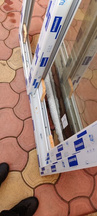 Fereastră PVC glisantă culoare alb geam termopan