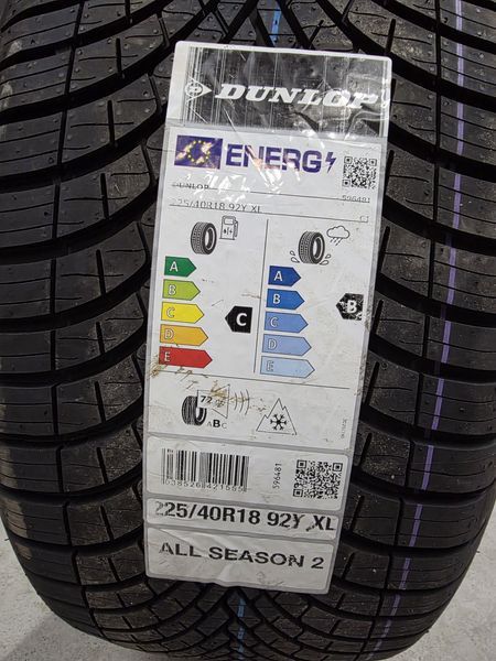 225/40/18 DUNLOP 4бр