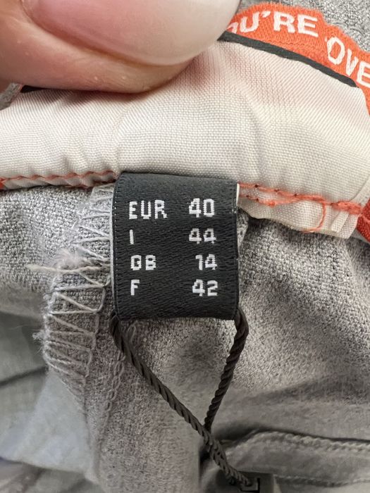 Продам комплект брюки+жакет