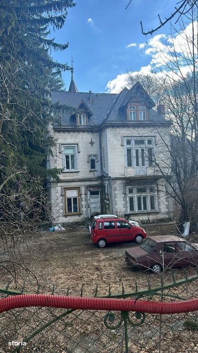 Investitie! teren 3300 mp in centru Sinaia-