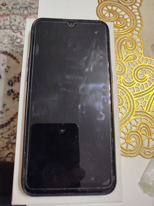 Телефон OPPO A1K